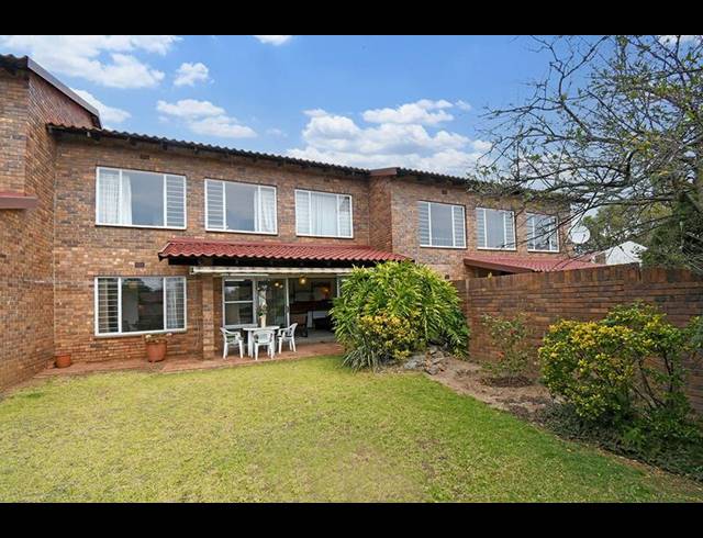 3 BEDROOM TOWNHOUSE FOR SALE IN RIVER CLUB